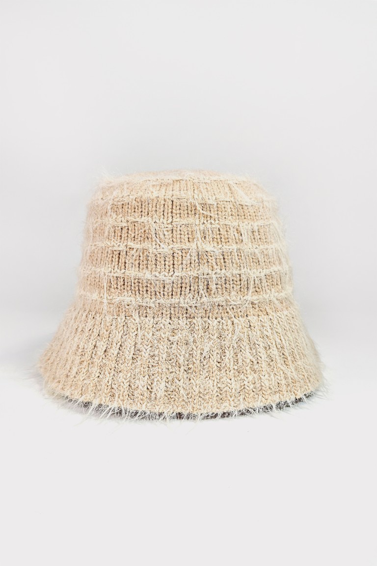 Cappello bucket peloso